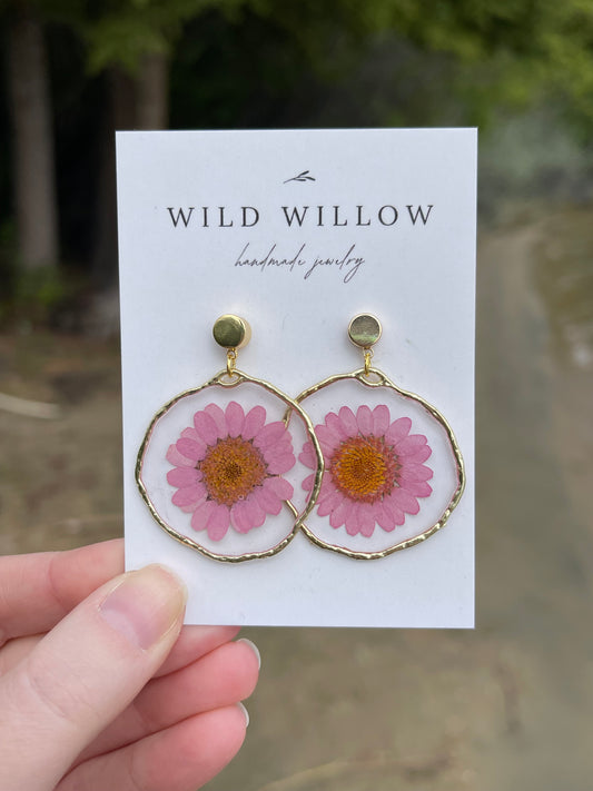 Pink Daisy Earrings | 18k Gold Plated